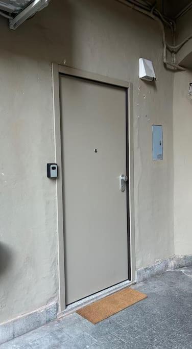 Ferienwohnung La Casa Di Silvio Ai Giardini Reali Turin Exterior foto