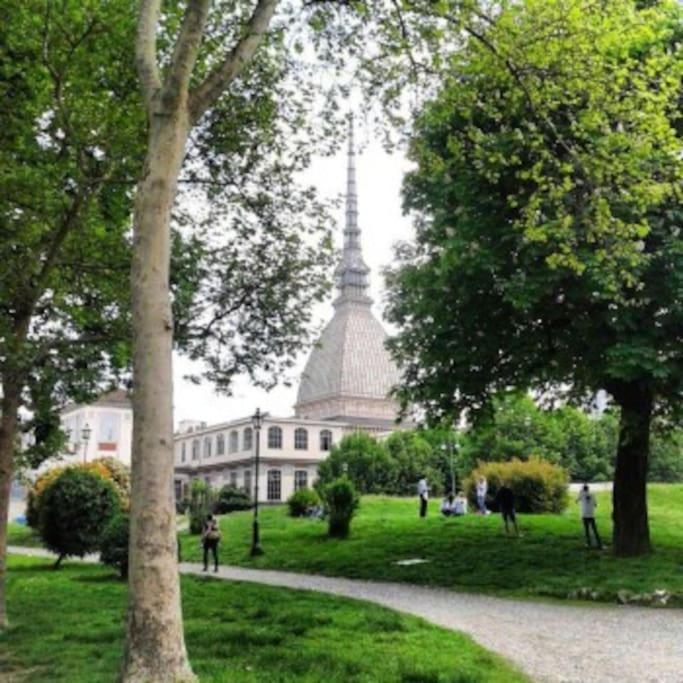 Ferienwohnung La Casa Di Silvio Ai Giardini Reali Turin Exterior foto